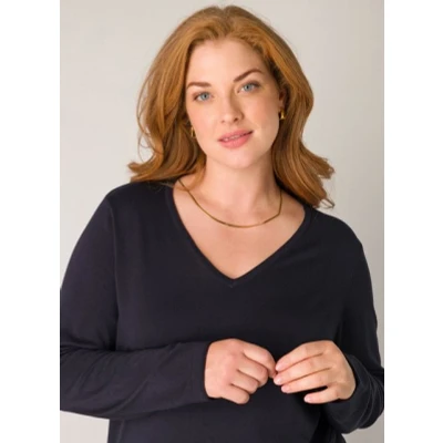 Abbildung von Base Level Curvy V Ausschnitt Pullover, mit
