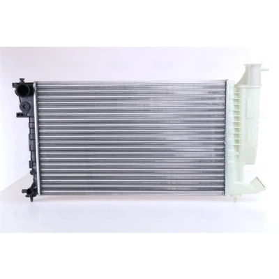 Abbildung von NISSENS 61313 Kühler, Motorkühlung Aluminium 610 378 23 Kühlrippen mechanisch gefügt PEUGEOT: 306 Cabrio, Kombi, Schrägheck kfzteile,