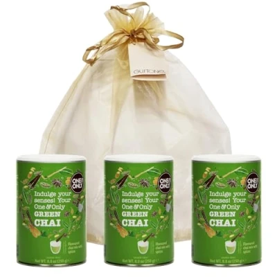 Abbildung von GUSTONE. One&amp;Only Green Chai Powder mit Matcha 3 x 250g Dose Geschenkset