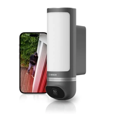 Abbildung von Bosch Smart Home Außenkamera II, Überwachungskamera Außen, 1080p Full HD Auflösung mit integrierter Alarmsirene und Design Leuchte, kompatibel Amazon Alexa, anthrazit exklusiv