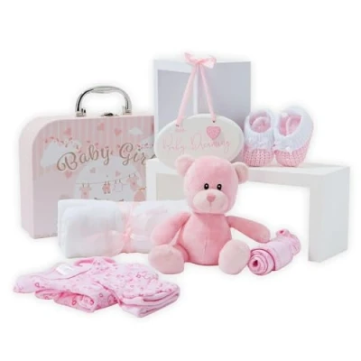 Abbildung von Baby Box Shop Shower Geschenk 9 Essentials Für Neugeborene Geschenkset Mädchen, Mädchen Newborn Girl Gift Set Rosa