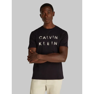 Abbildung von Calvin Klein Enlarged LOGO Tshirt print, Herren, Größe: Small, Black