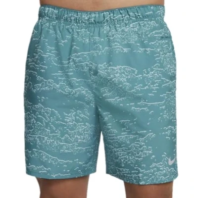 Abbildung von Nike Performance RUN Division Challenger kurze Sporthose, Herren, Größe: Large, Blau