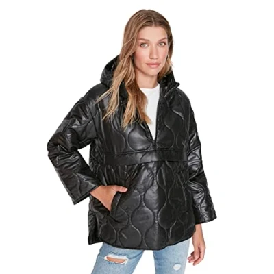 Abbildung von TRENDYOL Damen Jung Oversize Puffer Plain Webstoff Winterjacke Coat, Schwarz, M