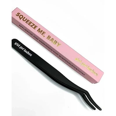 Abbildung von GirlGotLashes Squeeze me, Baby Applikator für Wimpernextensions Leichtes Anbringen von Künstlichen Wimpern Gebogene Form