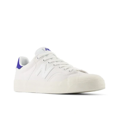 Abbildung von New Balance BB100 Unisex Sneaker low white, Größe: 40.5, White Lederimitat/textil