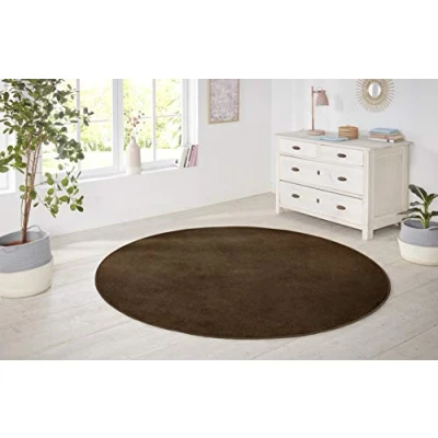 Abbildung von Hanse Home Nasty Teppich Rund Wohnzimmerteppich Flauschiger Kurzflor Einfarbig Unifarben für Esszimmer, Wohnzimmer, Kinderzimmer, Flur, Schlafzimmer, Küche Uni Braun, 200cm