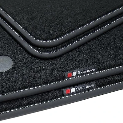 Abbildung von tuning art BEF966 Fußmatten passend für Mercedes E Klasse W212 / S212 2009 2016, Naht:Silber. Deluxe Velours