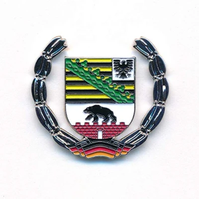 Abbildung von hegibaer Anstecknadel Sachsen Anhalt Wappen Pin Anstecker 0927 (1 tlg), echt edel