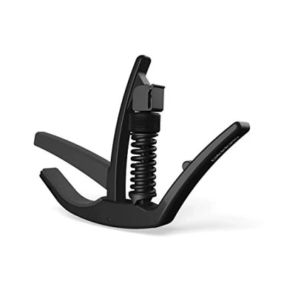 Abbildung von Planet Waves PW CP 10 Capos NS Artist Kapodaster Geeignet für 6 saitige Akustik und E Gitarren Integrierter Plektrumhalter Aluminium schwarz