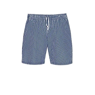 Abbildung von Trigema Herren Bade/Freizeitshorts mit Streifenmuster