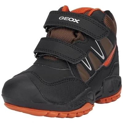Abbildung von Stiefel Geox Modell J New Savage Boy B A Farbe Schwarz