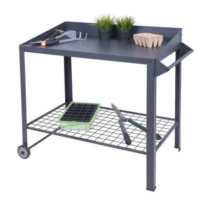 Abbildung von Spetebo Metall Pflanztisch auf Rollen 90 x 55 cm Gärtnertisch mit Gitterablage Garten Arbeitstisch Blumentisch Outdoor Arbeitsplatte Ablage rollbar