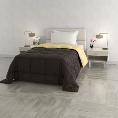 Abbildung von Italian Bed Linen Wintersteppdecke Elegant, Mikrofaser, Braun/Creme, 170x260cm