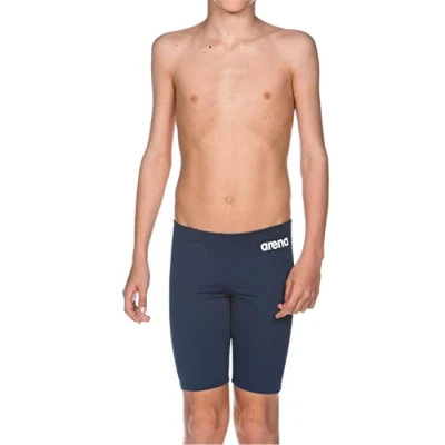 Abbildung von arena Solid Junior Jungen Badehose, Chlorbeständige Jammer Badehose für Wettkämpfe aus MaxLife Material mit UV Schutz Faktor 50+
