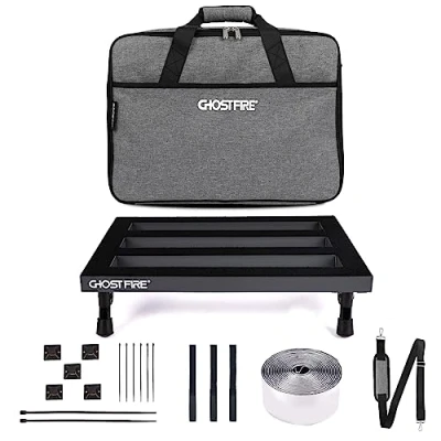 Abbildung von Ghost Fire SPL 03 Gitarren Pedalboard, Aluminiumlegierung, 600 g, superleicht, 42 x 30 cm, mit Tragetasche, Pedal Kabel, 1 Stück