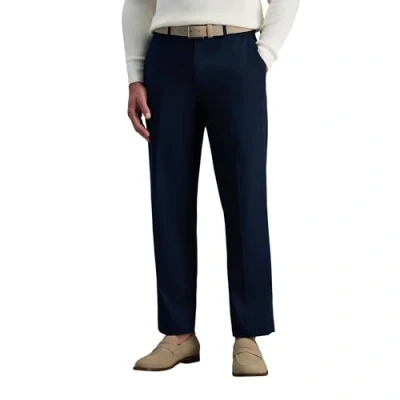 Abbildung von Haggar Premium Herrenhose, bügelfrei, Klassische Passform, Flache Vorderseite, Freizeithose (Normale und große Größen), Dunkles Marineblau, 40W / 29L