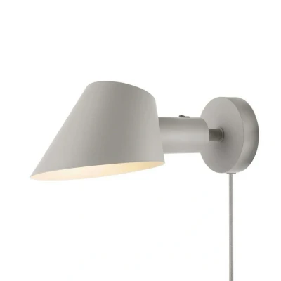 Abbildung von Wandleuchte Stay Short mit Stecker, grau