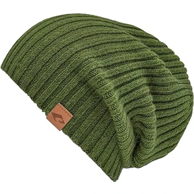 Abbildung von Chillouts Beanie &quot;Justin Hat&quot;, mit Logo am Saum