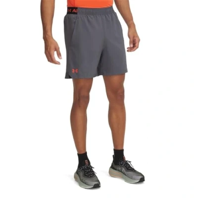 Abbildung von Under Armour Vanish kurze Sporthose, Herren, Größe: Medium, Grau