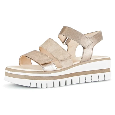 Abbildung von Gabor Keilsandalette, Sommerschuh, Sandale, Keilabsatz, mit drei Klettverschlüssen