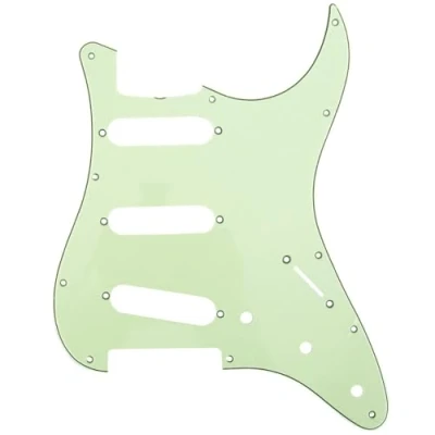 Abbildung von Musiclily Pro 11 Löcher 62 SSS Strat Pickguard Gitarren Schlagbrett für MIJ Japan Stratocaster,3 lagig Mint Green