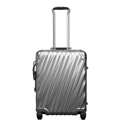 Abbildung von Tumi 19 Degree Aluminium Continental Carry On silver