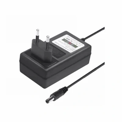 Abbildung von B99CS Netzteil DC 12,6V 2A Universal Adapter, AC 100 240V 50/60Hz, für WLAN Router, TV Box, Mediaplayer, Externe Festplatten, LED Streifen, Monitore 5,5mm/2,5mm Stecker