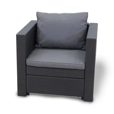 Abbildung von Keter Loungesessel Rattan Optik in Anthrazit inkl. passendem Sitz &amp; Rückenkissen Rattansessel für Balkon, Garten und Terrasse Produktmaße: T65xB68xH77