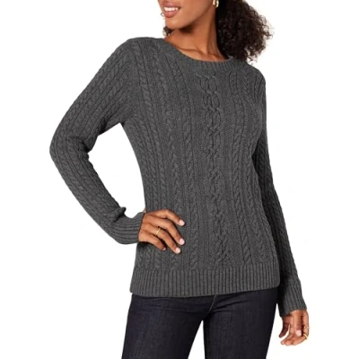 Abbildung von Amazon Essentials Damen Fisherman Cable Langarm Pullover mit Rundhalsausschnitt (in Übergröße erhältlich), Dunkelgrau Meliert, 6XL Große Größen