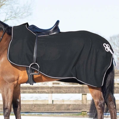 Abbildung von QHP Führanlagendecke Ornament Fleece Schwarz/Silber