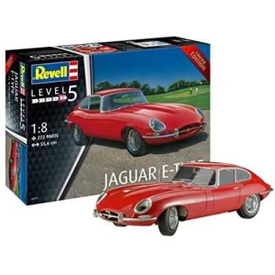 Abbildung von Revell® Modellbausatz 1:8 &quot;Limited Edition&quot;