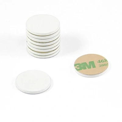 Abbildung von Weiß Gestrichene Weichstahlscheibe Mit 3M Selbstkleber Für Kunst, Kunsthandwerk, Modellherstellung, Diy und Hobbys 20mm Durchmesser x 2mm Dicke Pack von 100