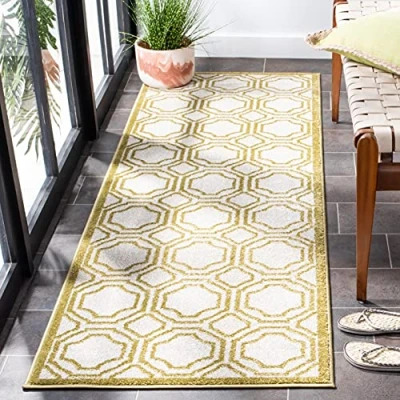 Abbildung von SAFAVIEH Geometrisch Teppich für Wohnzimmer, Esszimmer, Schlafzimmer Amherst Collection, Kurzer Flor, Elfenbein und Hellgrün, 69 X 213 cm