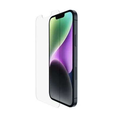 Abbildung von Belkin TemperedGlass iPhone 14, 13, 13 Pro Displayschutz, antimikrobielle Beschichtung, einfache blasenfreie Aufbringung mit enthaltener Positionierungsschale, in Tests nachgewiesener Härtegrad von 9H