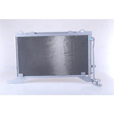 Abbildung von NISSENS 94567 Klimakondensator ohne Trockner Aluminium 600 R 134a MERCEDES BENZ: E Klasse Limousine, T modell