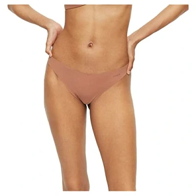 Abbildung von HUGO Brazilian Laser CUT Slip, Damen, Größe: Medium, Medium beige