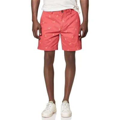 Abbildung von Amazon Essentials Herren Chinoshorts, 23 cm, Schlanker Schnitt, Verwaschenes Rot Hummer, 34W