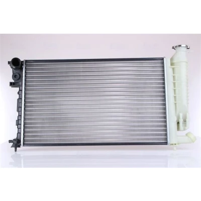 Abbildung von NISSENS 61382A Kühler, Motorkühlung Aluminium 610 378 23 Kühlrippen mechanisch gefügt PEUGEOT: 306 Cabrio, Schrägheck, Limousine