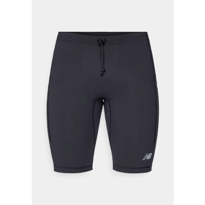 Abbildung von New Balance Sleek Pocket HALF Tights black, Herren, Größe: XXL, Black