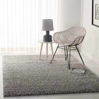 Abbildung von SAFAVIEH Zottelig Teppich für Wohnzimmer, Esszimmer, Schlafzimmer California Shag Collection, Hoher Flor, Silber, 122 X cm