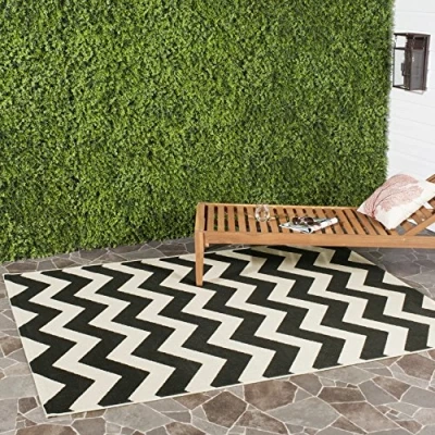 Abbildung von SAFAVIEH Geometrisch Teppich für Wohnzimmer, Esszimmer, Schlafzimmer Courtyard Collection, Kurzer Flor, Schwarz und Beige, 160 X 231 cm
