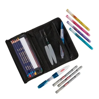 Abbildung von Derwent Federmäppchen, Schwarz, Federmappe für Erwachsene, Etui Stifte und Zubehör, Nylon, mit Klettverschluss, hochwertiges strapazierfähiges Mal &amp; Bürozubehör, 2306222