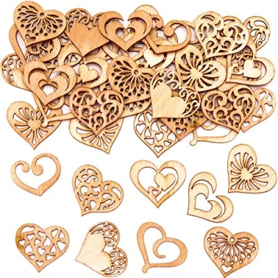Abbildung von Baker Ross Herz Mini Holzformen. Valentinstag Bastelset für Kinder (45 Stück)