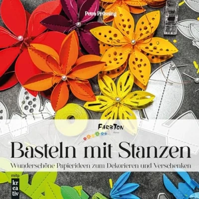 Abbildung von Basteln mit Stanzen: Wunderschöne Papierideen zum Dekorieren und Verschenken(mitp Kreativ)
