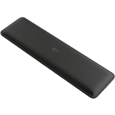 Abbildung von Glorious Gaming Padded Keyboard Wrist Rest (TKL, 17 mm stark) gesteppte Ränder, glatte Stoffoberfläche, rutschfeste Gummibasis, mittlere Festigkeit, 360 x 100 Black Stealth