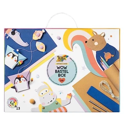 Abbildung von folia 924 WOW Bastel Box HAPPINESS SAFARI, Bastelkoffer 144 teilig mit Papier, Bastelkarton, Sticker, Zubehör und Anleitung, Mittel