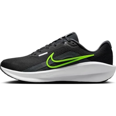 Abbildung von Nike Performance Downshifter 13 Laufschuh Straße, Herren, Größe: 44.5, Black/volt/anthracite/white Schuhe