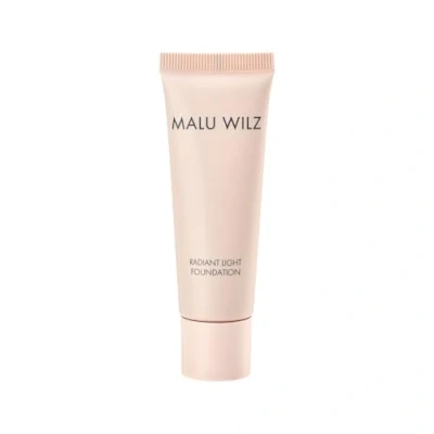 Abbildung von MALU WILZ Radiant Light Foundation 25 ml 30 Nutmeg