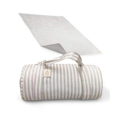 Abbildung von Livlig53 LIVLIG Picknickdecke beige, 140x200, große mit Polsterung, Strandmatte, Stranddecke, wasserdicht
